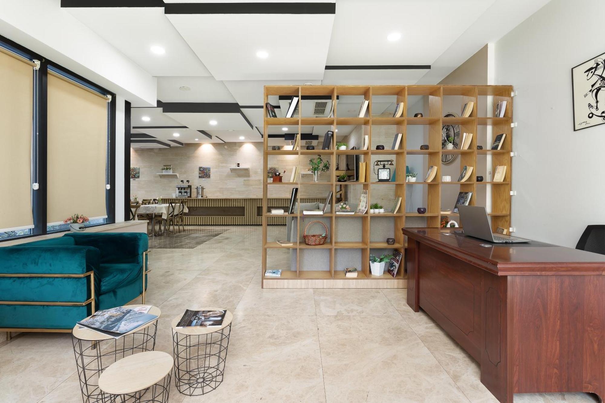 Iveria Inn Hotel Τυφλίδα Εξωτερικό φωτογραφία