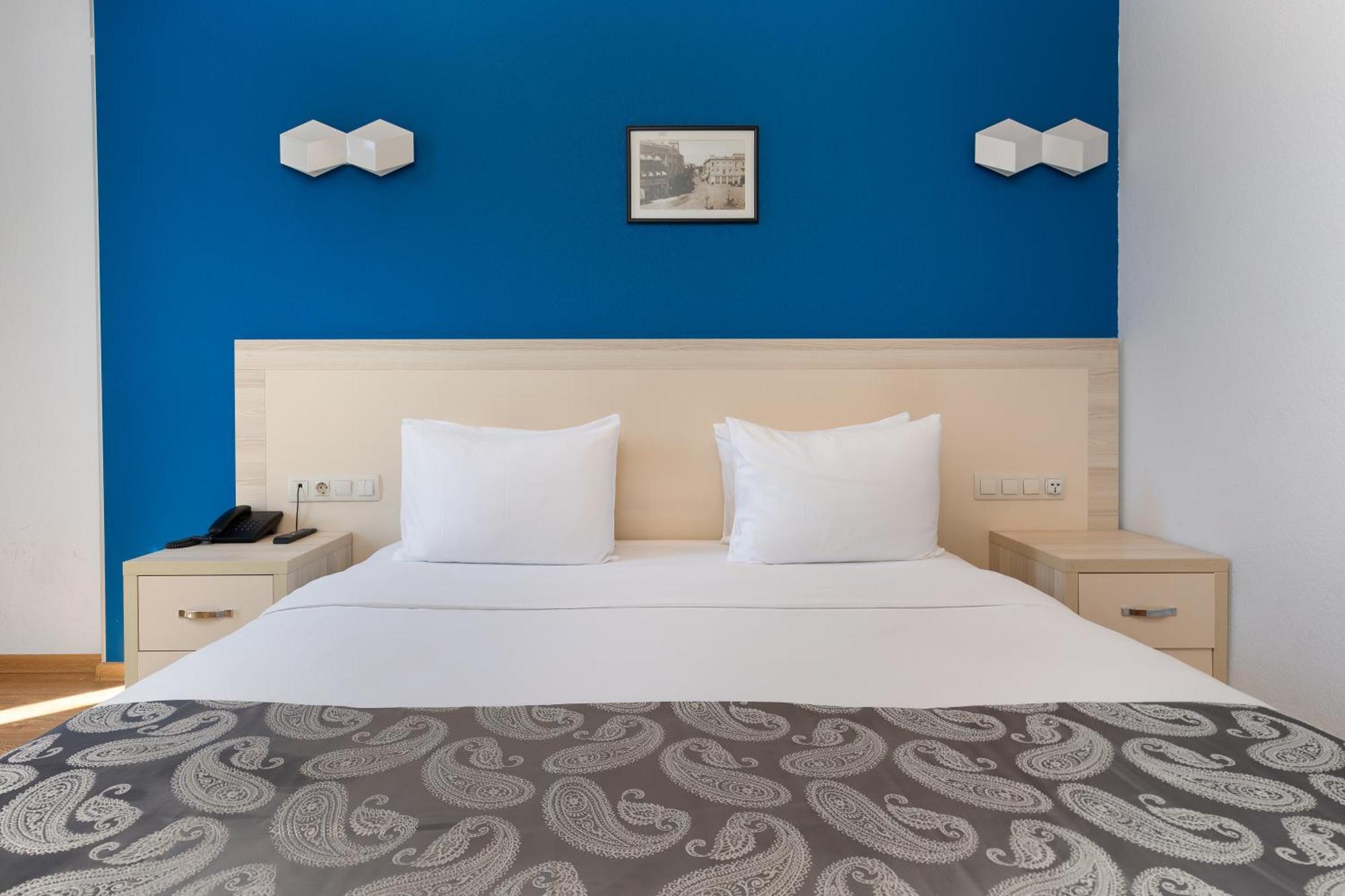 Iveria Inn Hotel Τυφλίδα Εξωτερικό φωτογραφία
