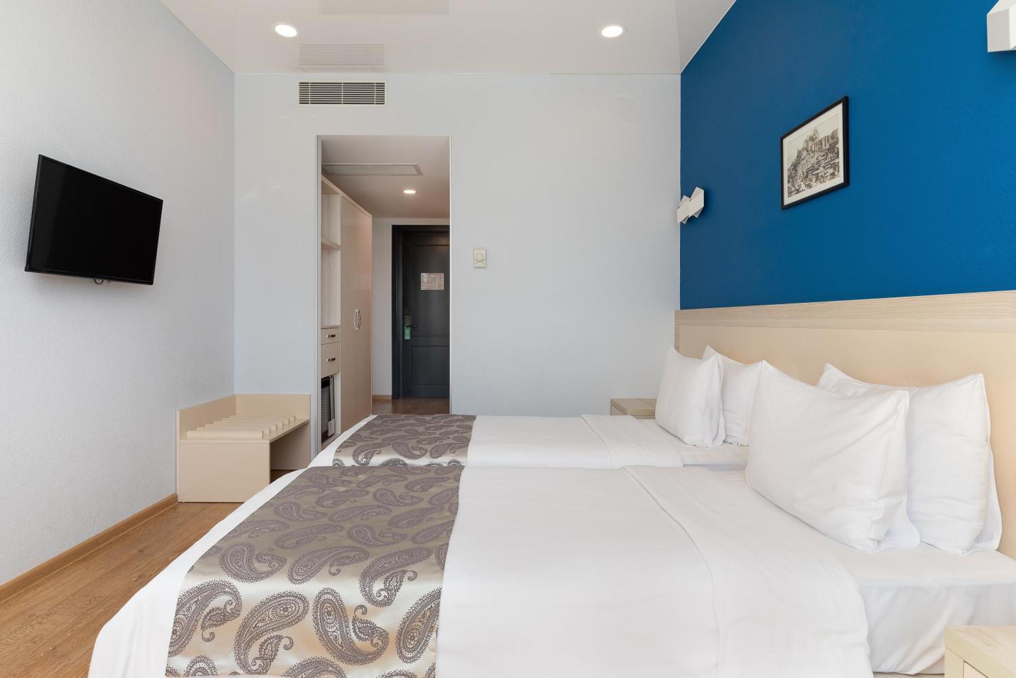 Iveria Inn Hotel Τυφλίδα Δωμάτιο φωτογραφία