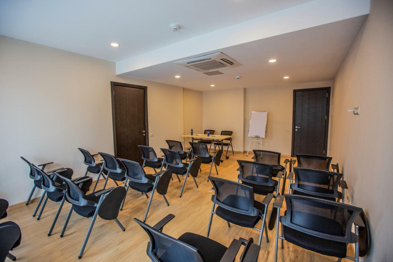 Iveria Inn Hotel Τυφλίδα Εξωτερικό φωτογραφία
